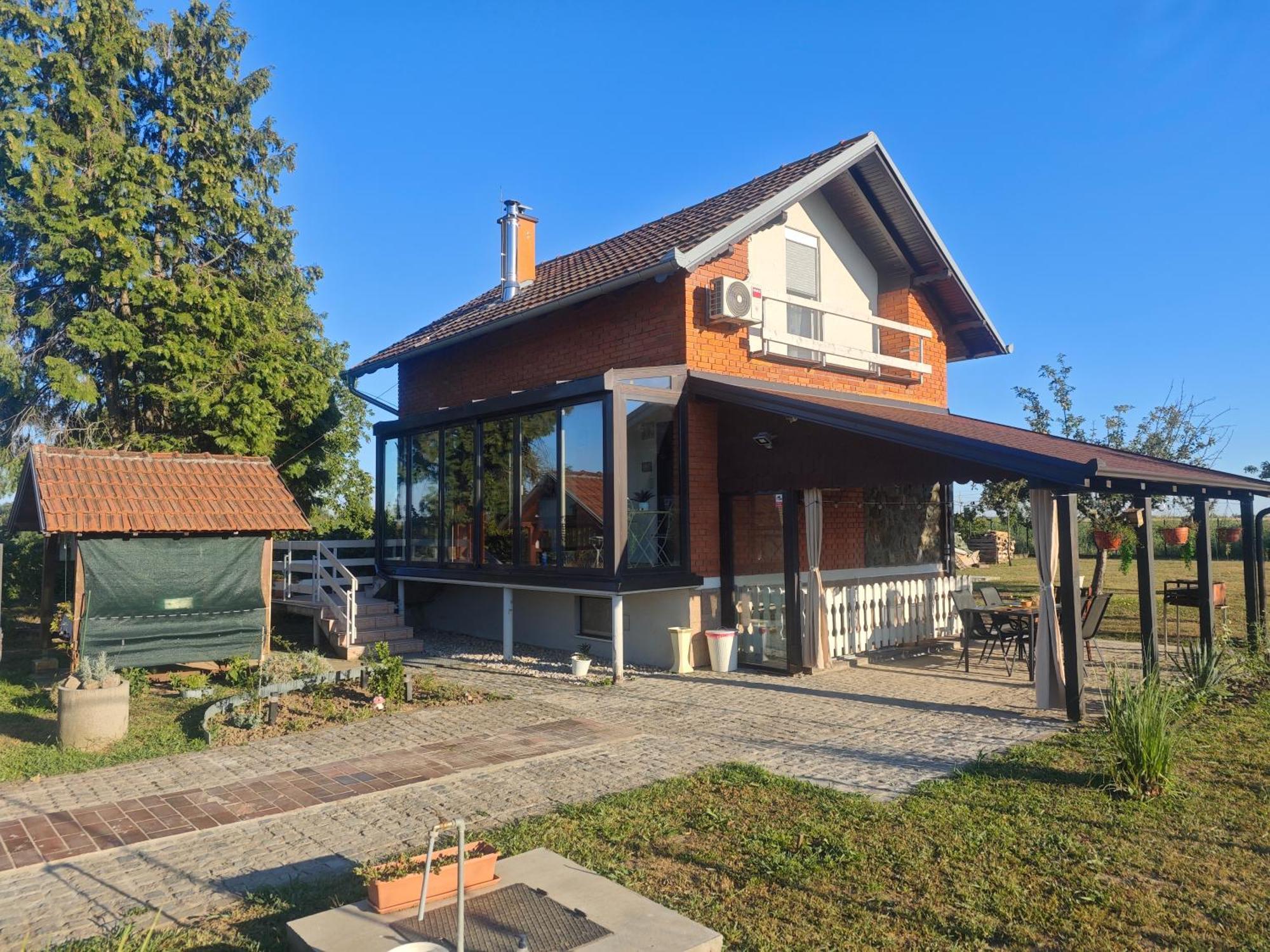 Kuca Za Odmor Bella Villa Sotin Kültér fotó